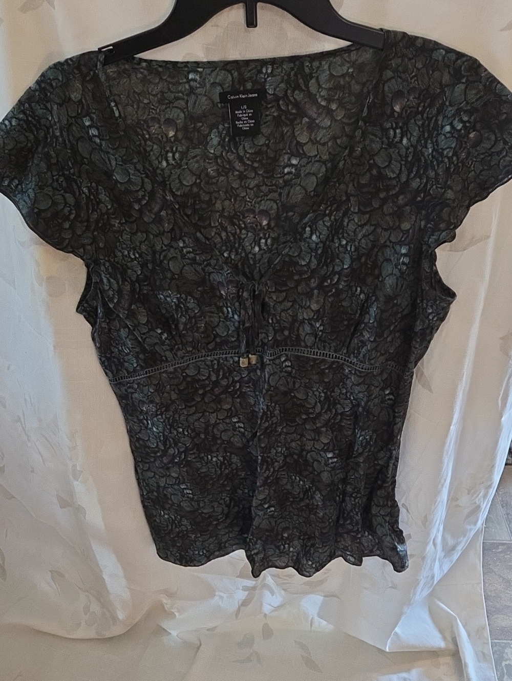 Calvin Klein Jeans Black and Dark Green Floral Short-Sleeve Blouse